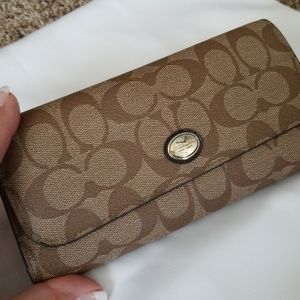 Coach wallet envelope style